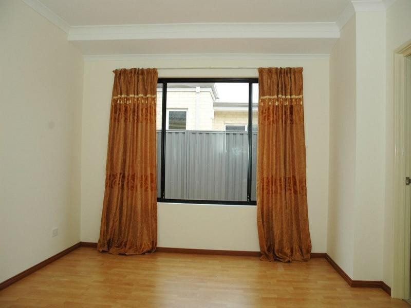 5 Tindale Crescent, Aveley WA 6069