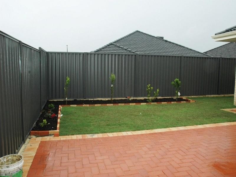 5 Tindale Crescent, Aveley WA 6069