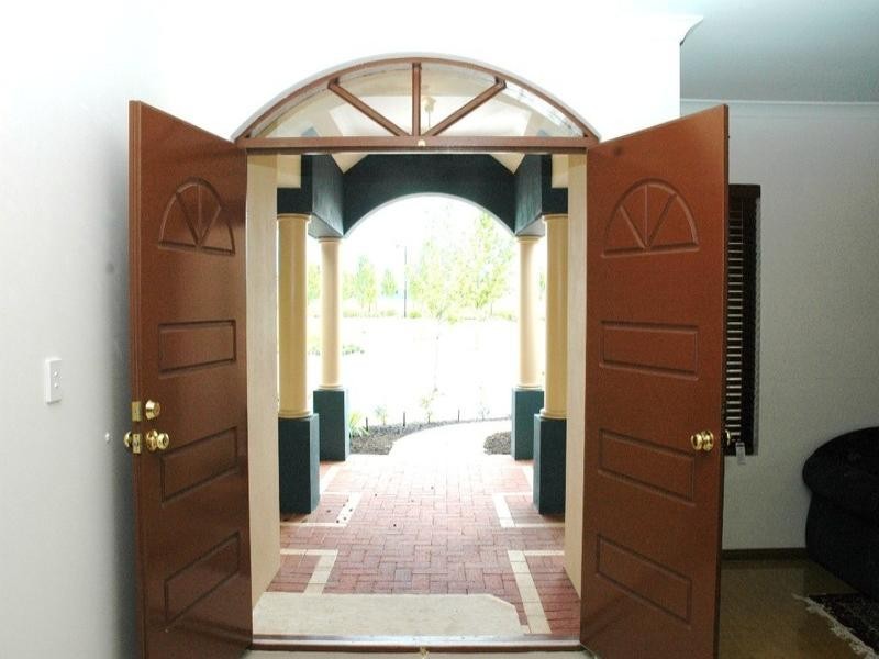 28 Neary Boulevard, Aveley WA 6069