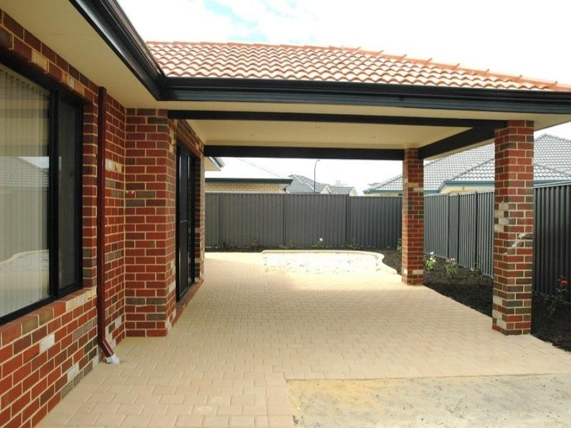 28 Neary Boulevard, Aveley WA 6069