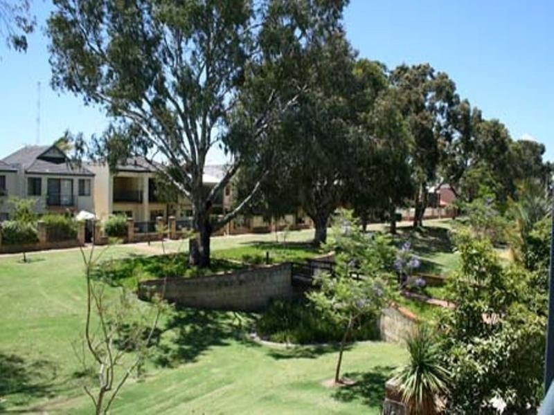 57 Sedgeland Way, Ascot WA 6104