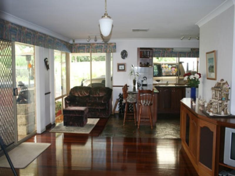 Bassendean WA 6054
