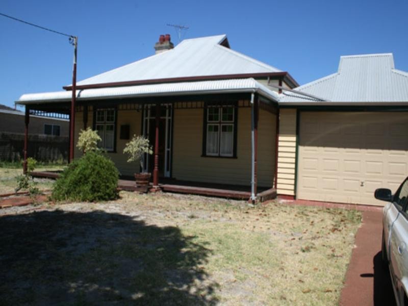 19 Ivanhoe Street, Bassendean WA 6054