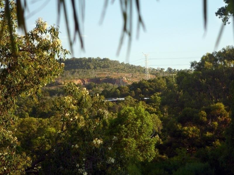 380 Clayton Road, Helena Valley WA 6056