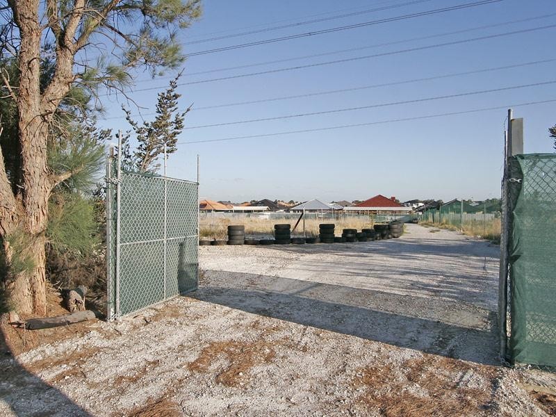 68 Wintergreene Drive, Beechboro WA 6063