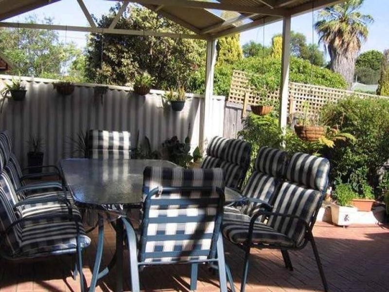 24/8 Garnsworthy Place, Bassendean WA 6054