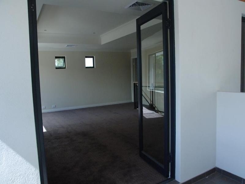 9 Thompson Road, Bassendean WA 6054
