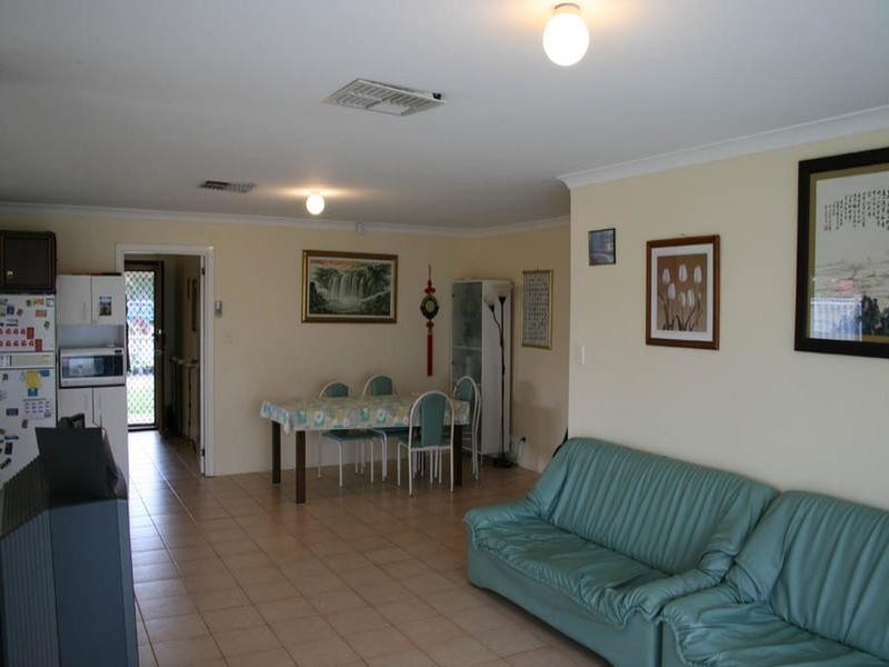 10 Binar Court, South Guildford WA 6055