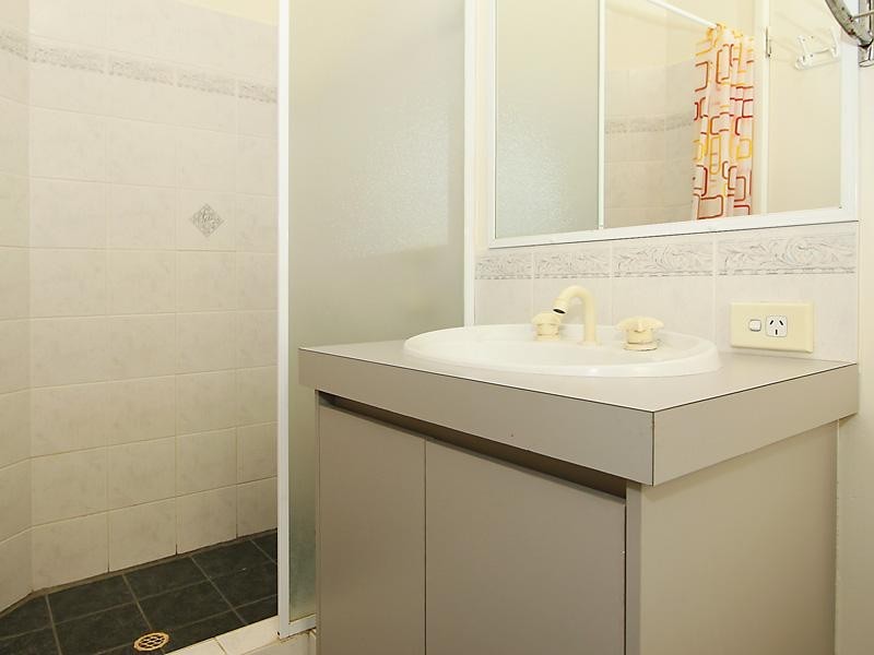 42B River Road, Bayswater WA 6053