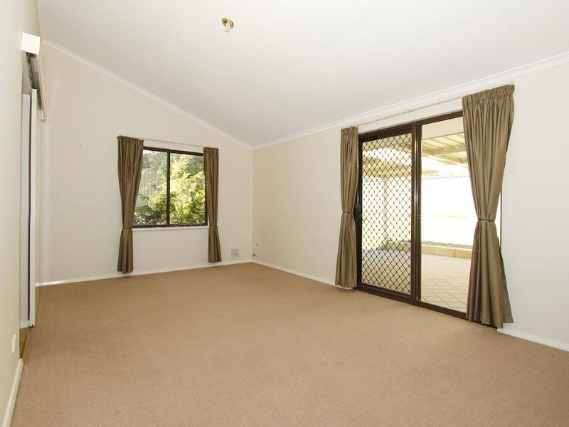 451 Marangaroo Drive, Alexander Heights WA 6064