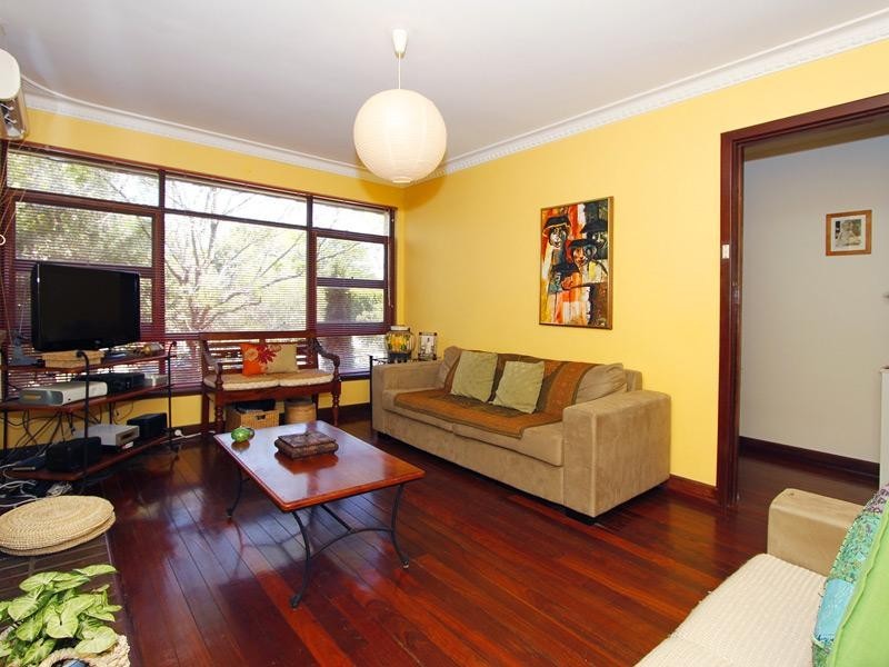 30 Schofield Street, Eden Hill WA 6054