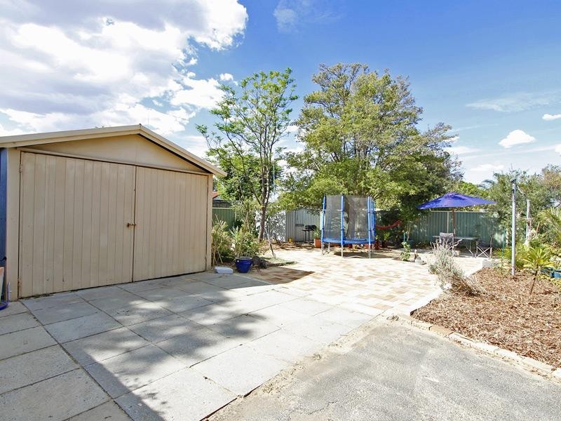 30 Schofield Street, Eden Hill WA 6054