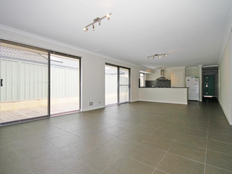 24 Modena Place, Balga WA 6061