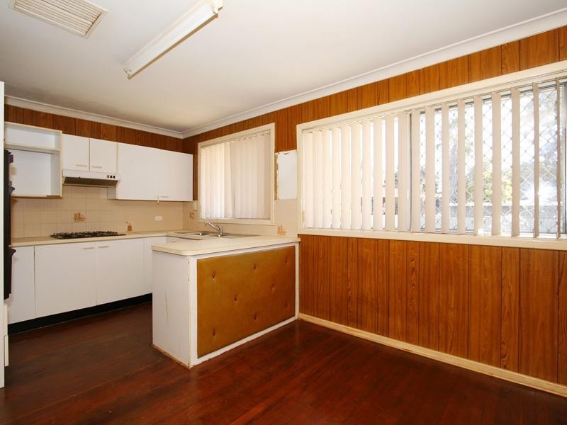 71 Sturtridge Road, Lockridge WA 6054