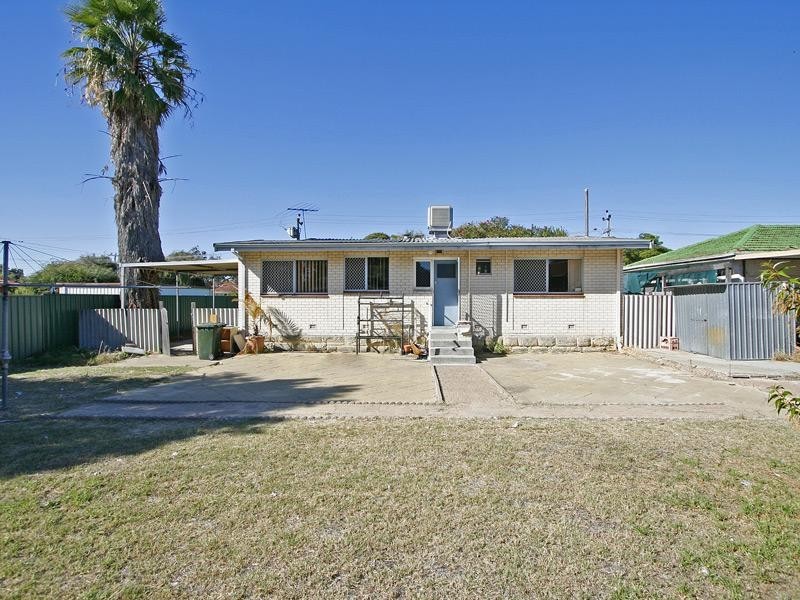 71 Sturtridge Road, Lockridge WA 6054