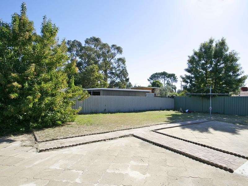 71 Sturtridge Road, Lockridge WA 6054