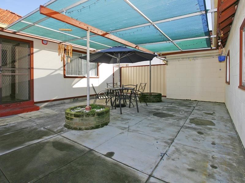 100 Second Avenue, Bassendean WA 6054