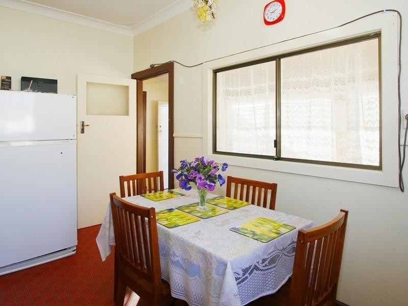 100 Second Avenue, Bassendean WA 6054