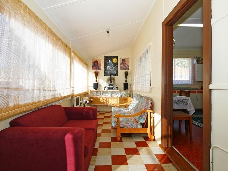 100 Second Avenue, Bassendean WA 6054