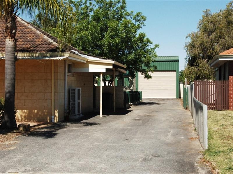 10 Afric Street, Middle Swan WA 6056