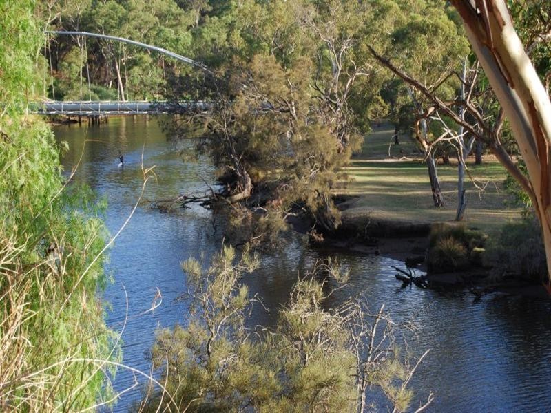 6 Anzac Terrace, Bassendean WA 6054