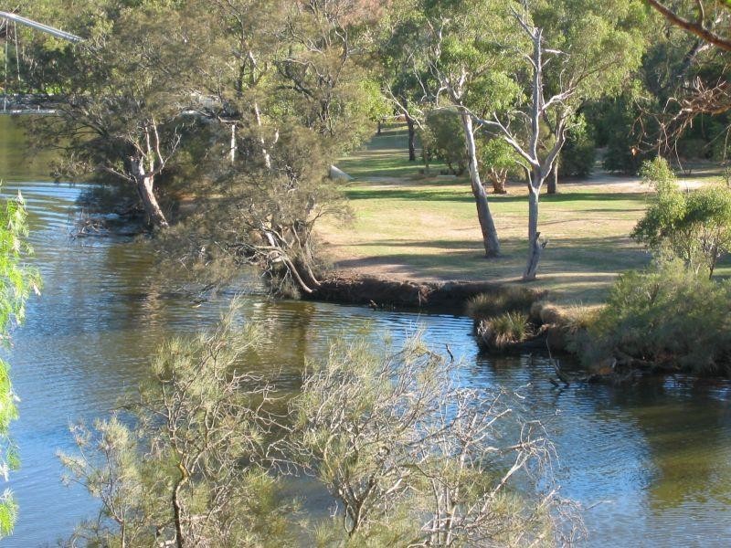 6 Anzac Terrace, Bassendean WA 6054