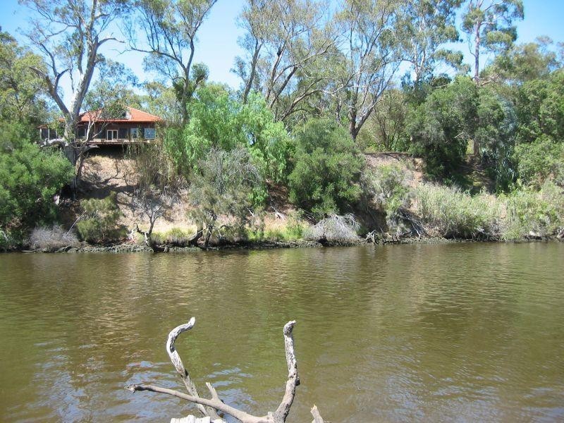 6 Anzac Terrace, Bassendean WA 6054