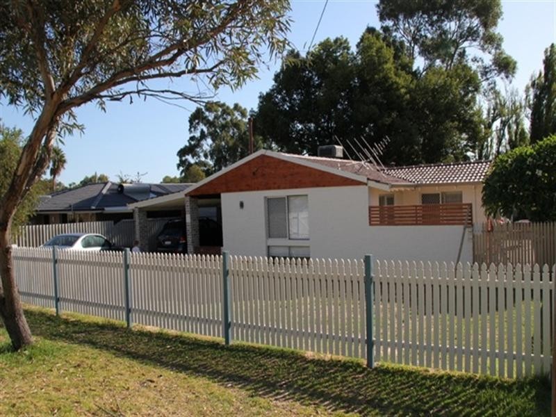 106 Hamilton Street, Bassendean WA 6054