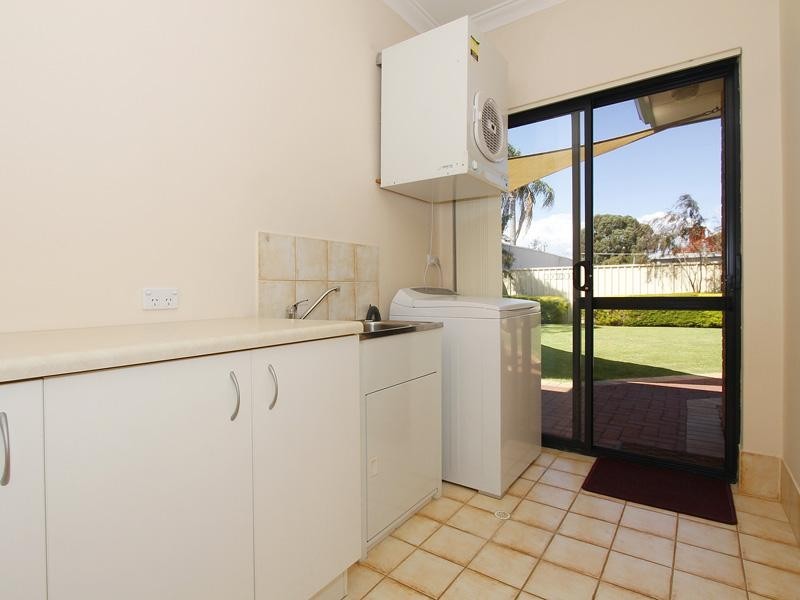 11b Claughton Way, Bassendean WA 6054