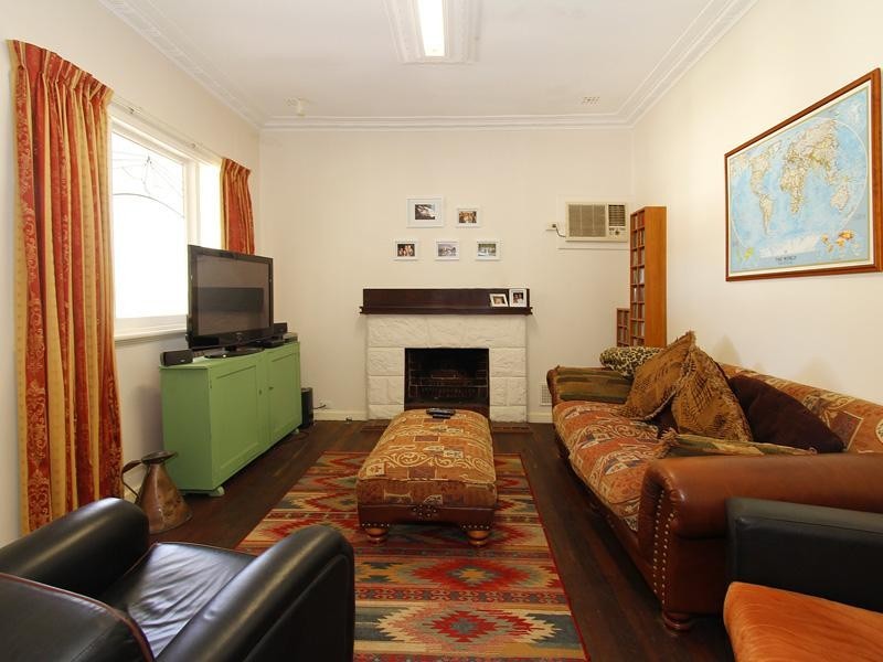 70 Anzac Terrace, Bassendean WA 6054