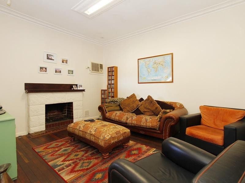 70 Anzac Terrace, Bassendean WA 6054