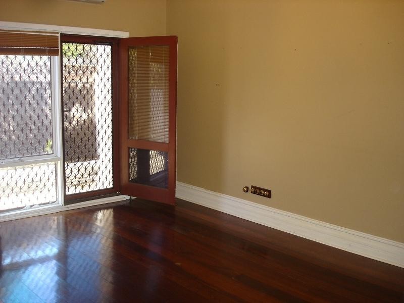 43 Anzac Terrace, Bassendean WA 6054