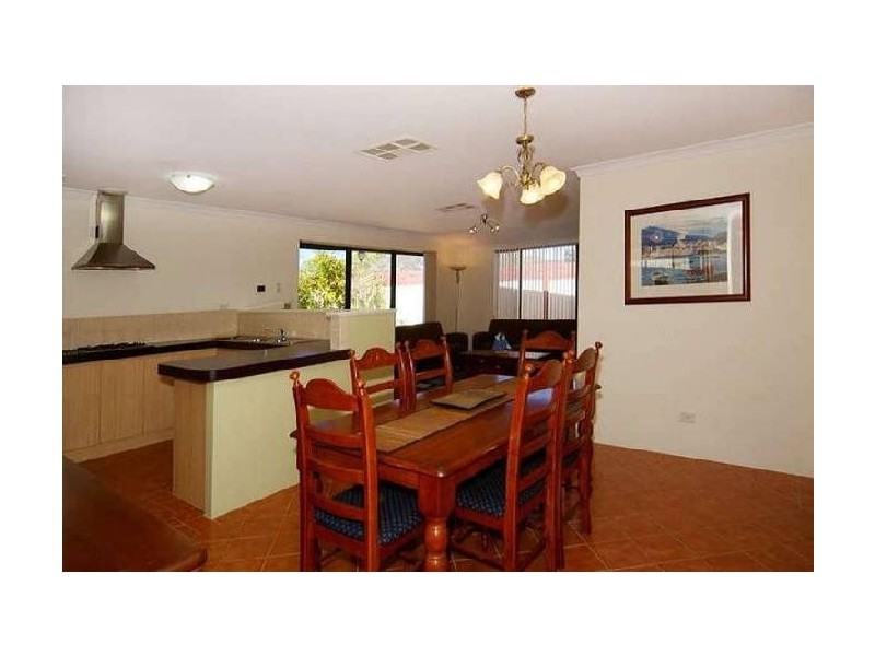 7 Drynan Street, Bayswater WA 6053