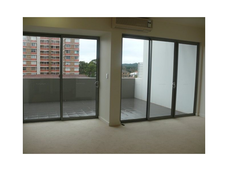 76 Anzac Parade, Kensington NSW 2033