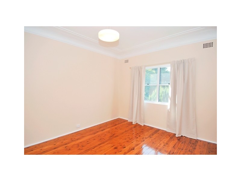 11 Todman Avenue, Kensington NSW 2033