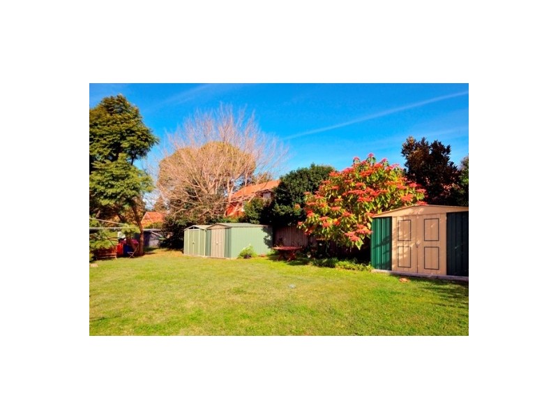 11 Todman Avenue, Kensington NSW 2033