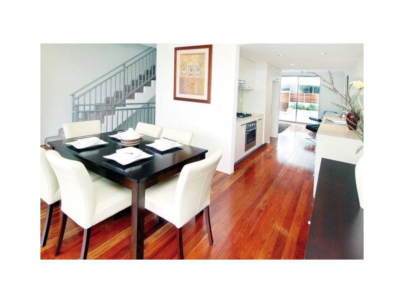 8 Rose Street, Botany NSW 2019