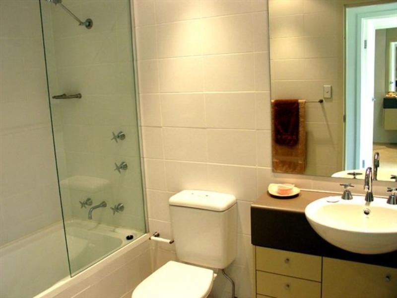 76 Anzac Parade, Kensington NSW 2033