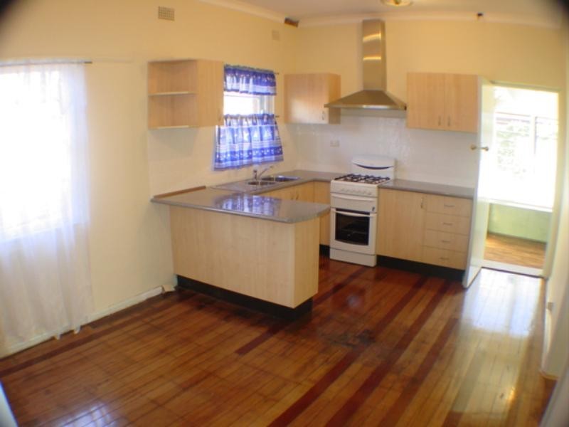 33 Fraser Avenue, Maroubra NSW 2035