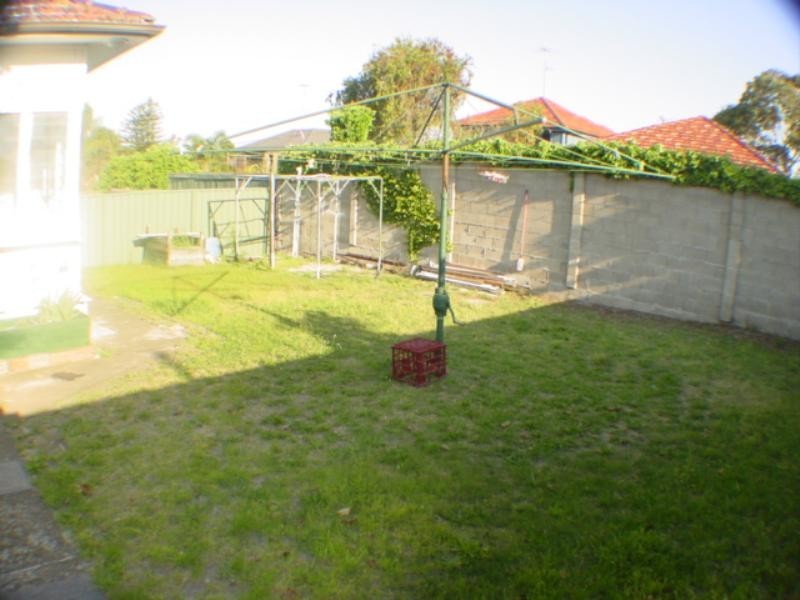 33 Fraser Avenue, Maroubra NSW 2035