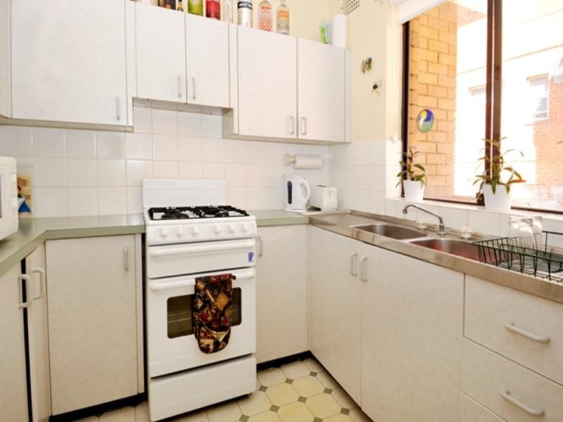 2/23 Pine Street, Randwick NSW 2031