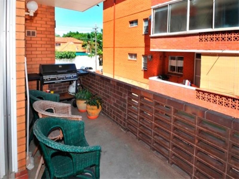 2/23 Pine Street, Randwick NSW 2031