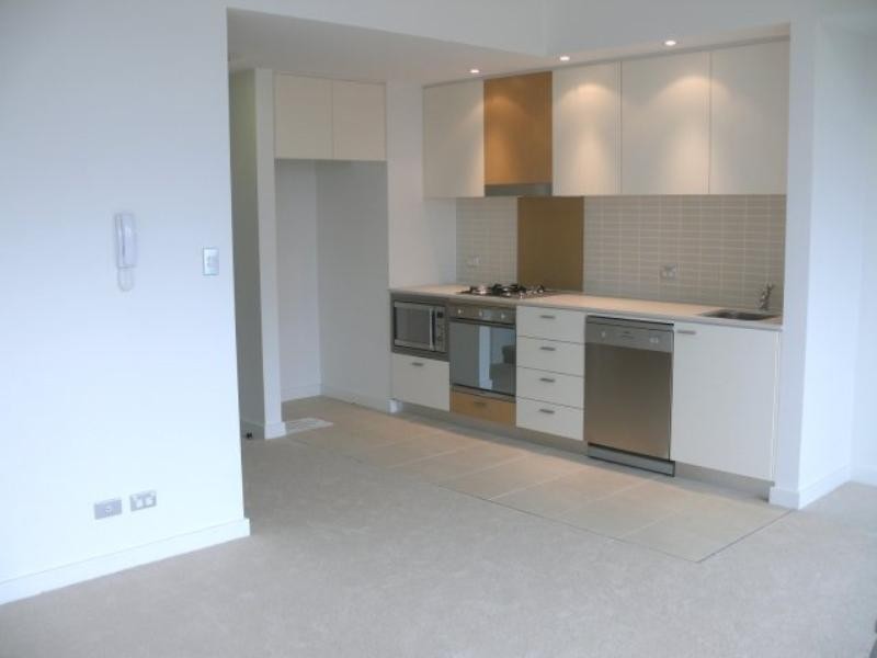 76 Anzac Parade, Kensington NSW 2033