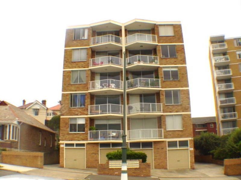 184 Beach Street, Coogee NSW 2034