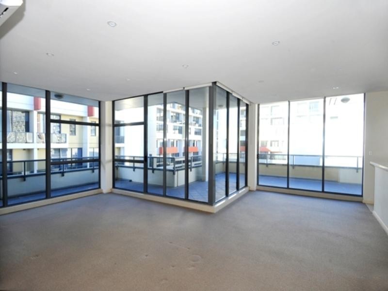 934/28 Danks Street, Waterloo NSW 2017