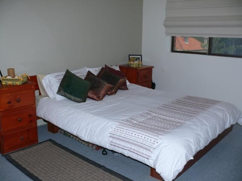 98 Todman Avenue, Kensington NSW 2033