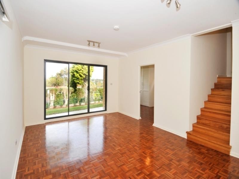 51 Mons Avenue (Entry via Beatty Street), Maroubra NSW 2035