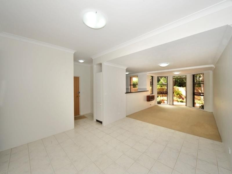 13/4-8 Edgecumbe Avenue, Coogee NSW 2034