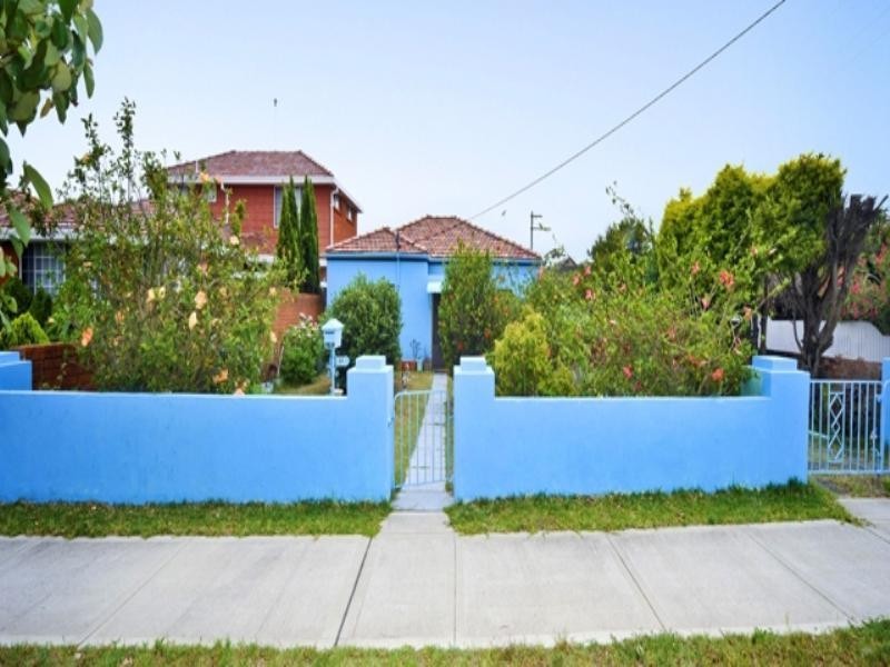 21 Hume Street, Chifley NSW 2036