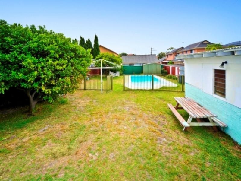 21 Hume Street, Chifley NSW 2036